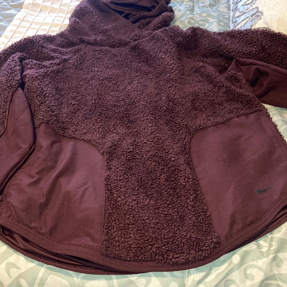 Nike Sherpa like pullover with hood
